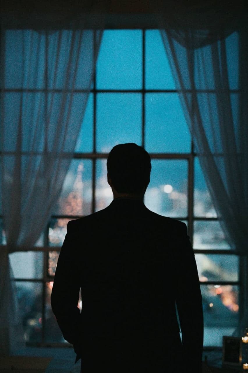 Elite Skincare and Grooming Secrets for Billionaire Men 2025 - Masculeo Blog